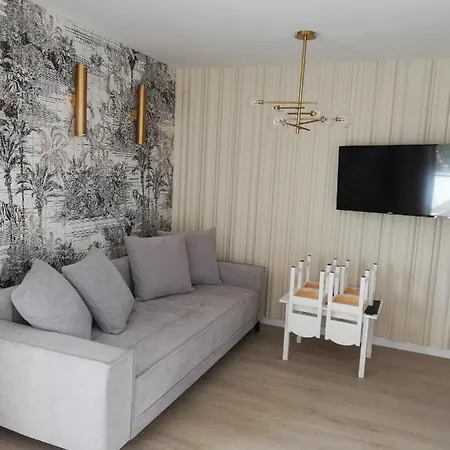 Апартаменты Latarnik- Big Гонски